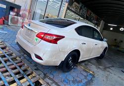 نیسان سێنترا